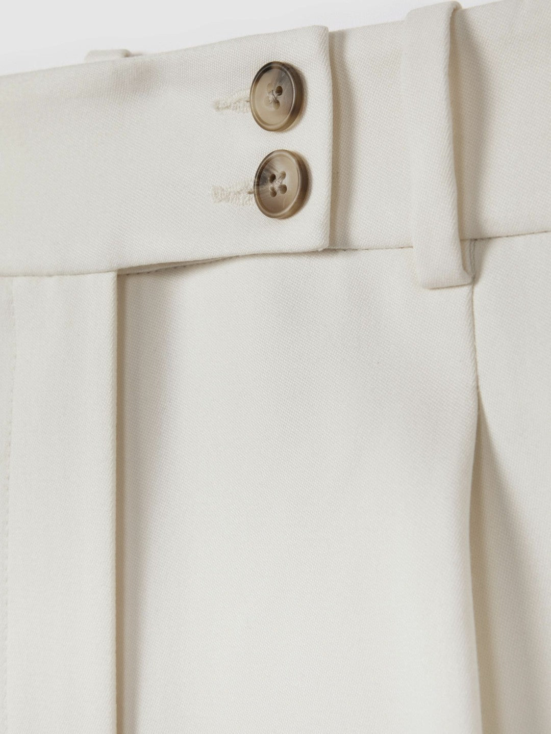 Front Pleat Tailored Shorts in Cream Women | Reiss