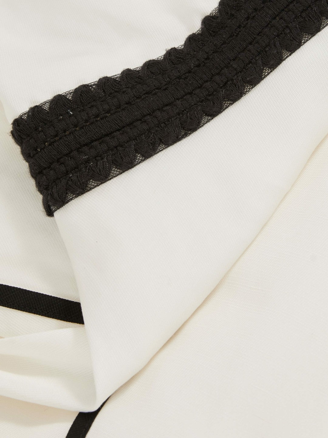 Contrast Trim Flared Midi Dress With Linen in Ivory/Black Women | Reiss