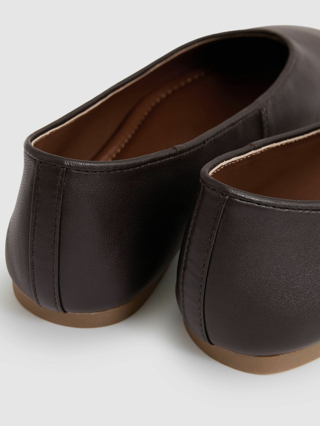 Leather Rounded-Point Toe Ballet Flats in Chocolate Women | Reiss