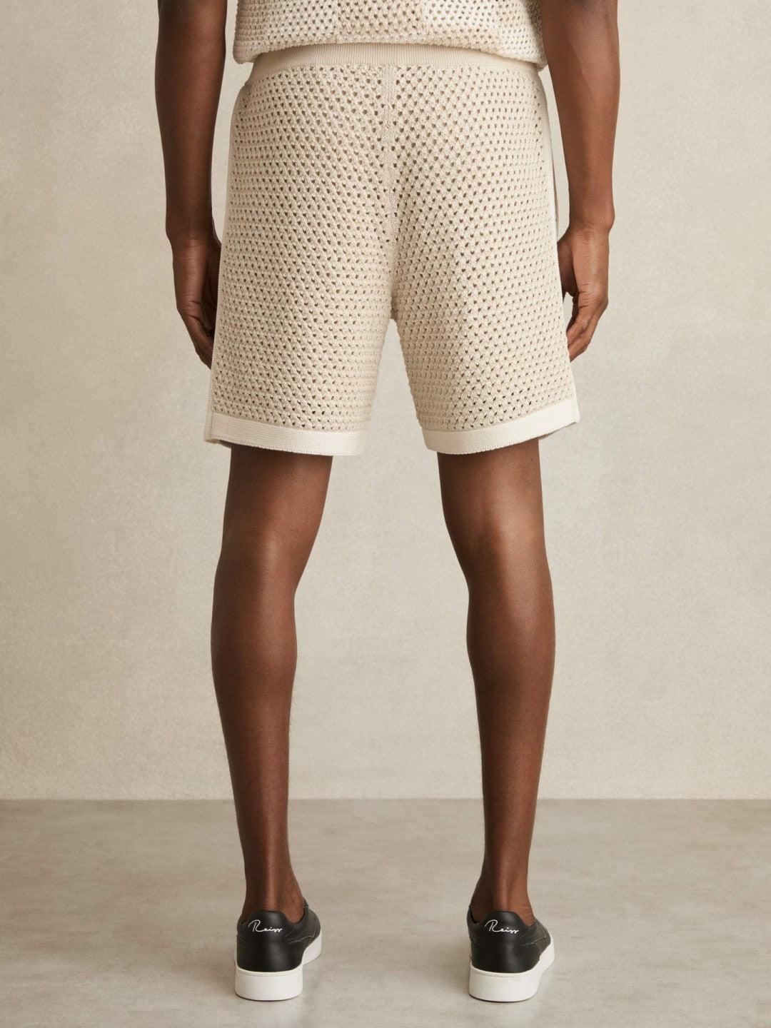 Cotton-Blend Crochet Shorts in Taupe/Off White Men | Reiss