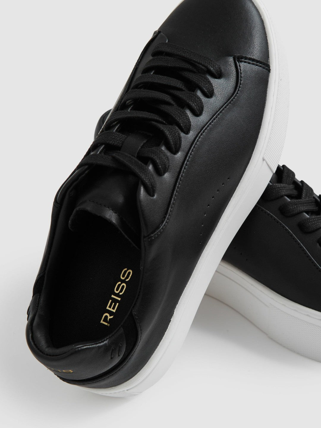 Leather Low-Top Trainers in Black Women | Reiss