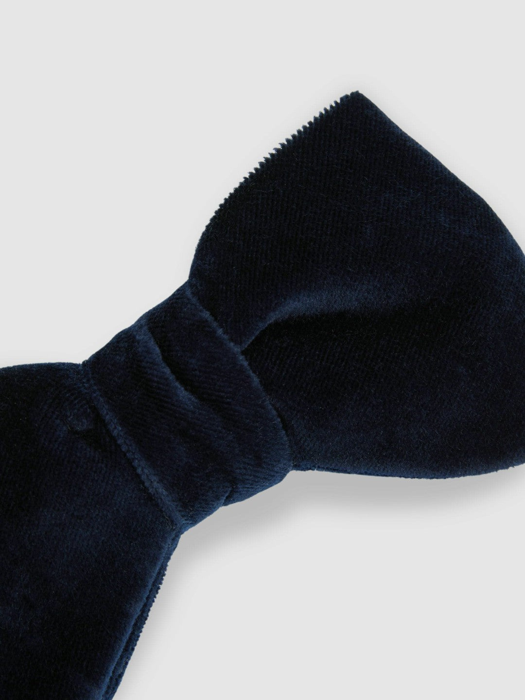 Velvet Bow Tie in Navy Men | Reiss