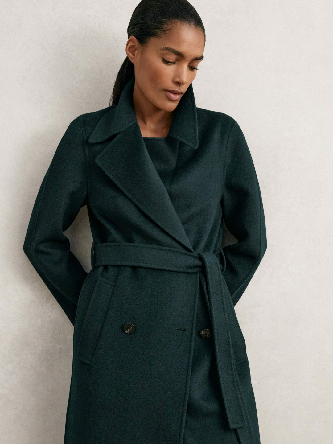 Double-Breasted Blindseam Coat Wool-Blend in Green Women | Reiss