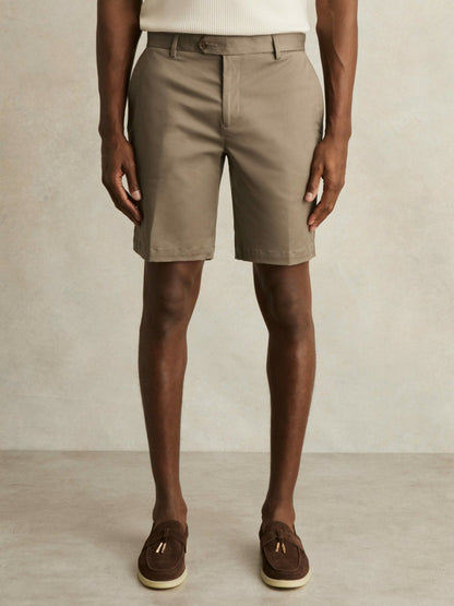 Oe Hampton Cotton Chino Shorts with Stretch in Taupe Men | Reiss