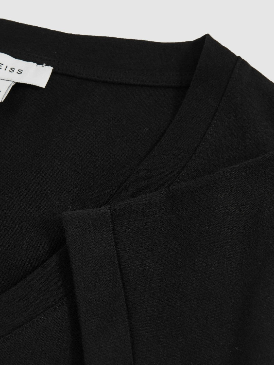 Cotton-Jersey V-Neck T-Shirt in Black Women | Reiss