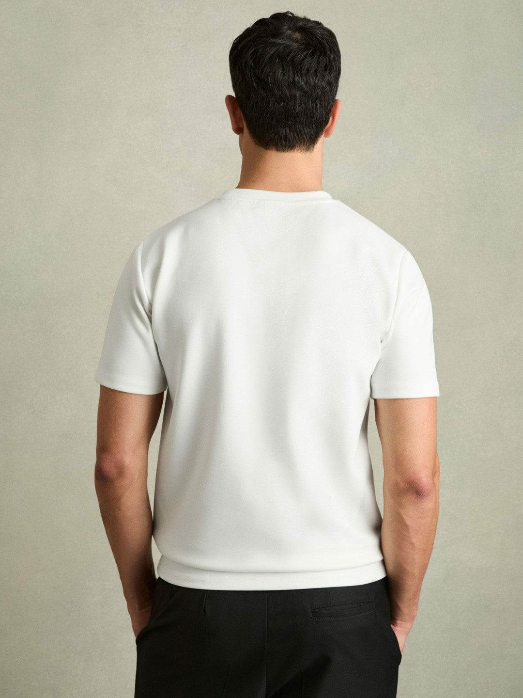Interlock Jersey Crew Neck T-Shirt in White Men | Reiss