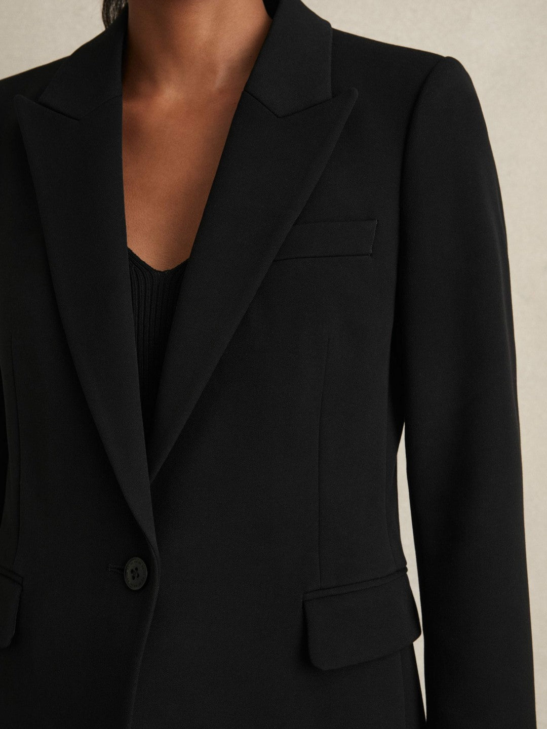 Petite Tailored Single Breasted Suit Blazer in Black Women | Reiss