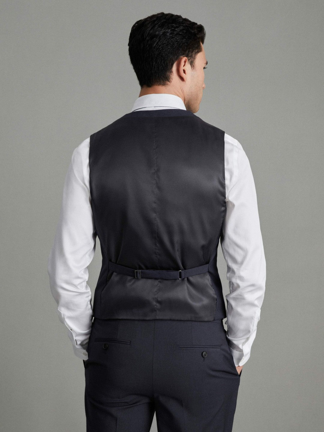 Modern Fit Wool Blend Waistcoat in Navy Men | Reiss