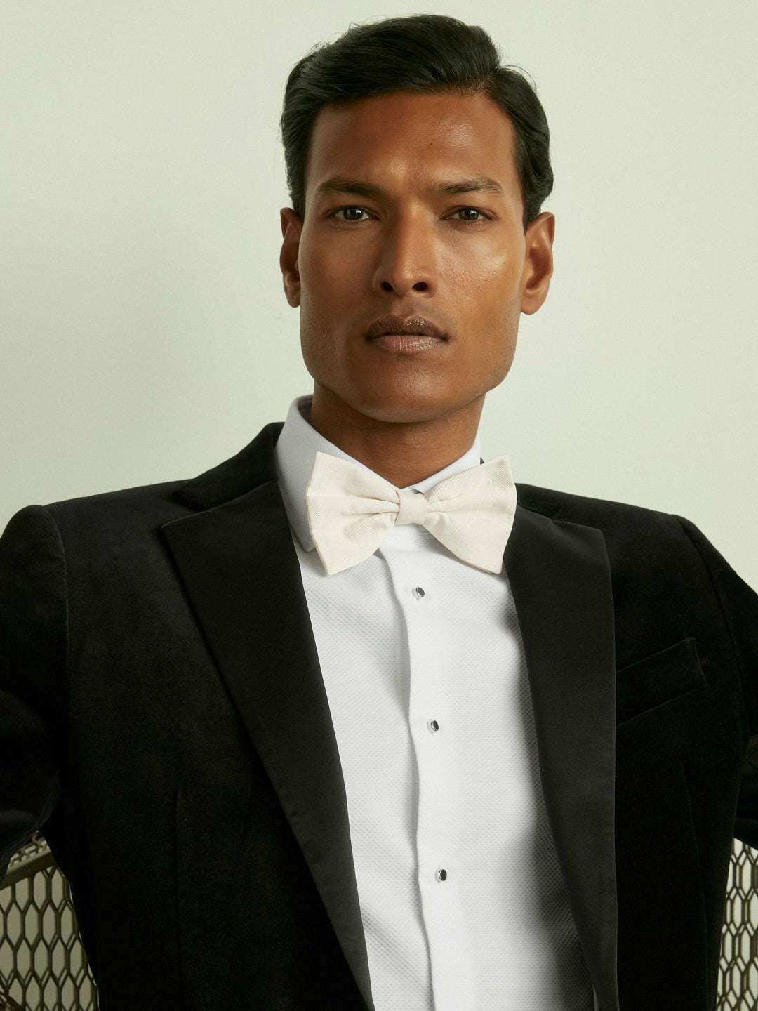 Grosgrain Silk Bow Tie in Ivory Men | Reiss