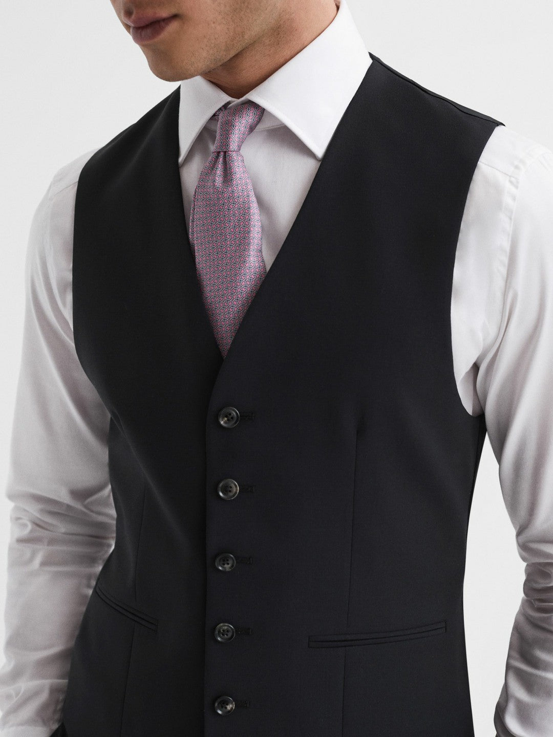 Modern Fit Travel Waistcoat in Black Men | Reiss