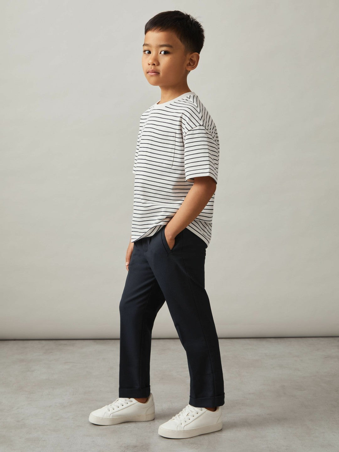 3-9 yrs Relaxed Elasticated Trousers with Turn-Ups in Navy Children & Baby | Reiss