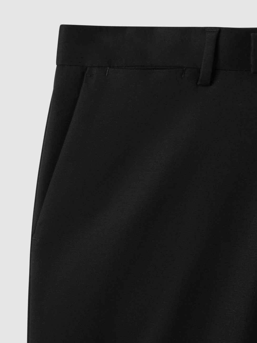 Slim Fit Cotton Blend Chinos in Black Men | Reiss