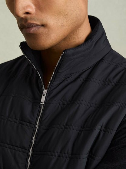 Hybrid Quilt and Knit Zip-Through Gilet in Navy Men | Reiss