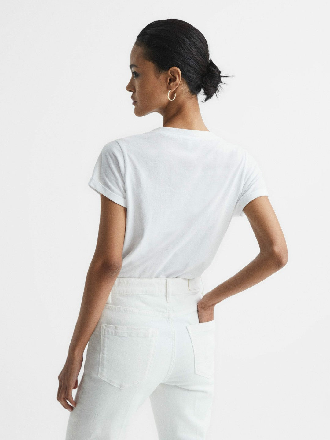 Cotton-Jersey V-Neck T-Shirt in White Women | Reiss