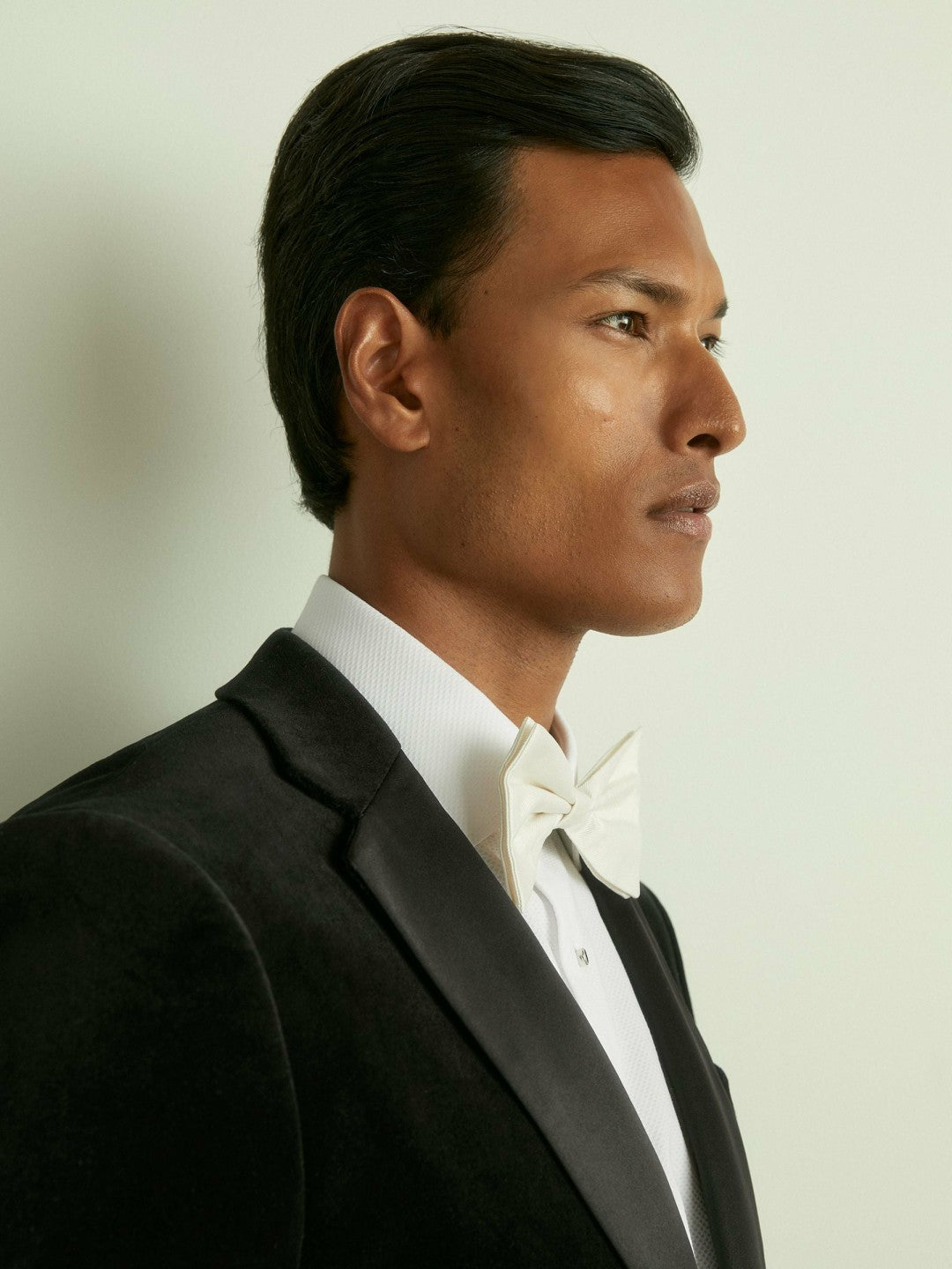 Velvet Single Breasted Slim Fit Jacket in Black Men | Reiss