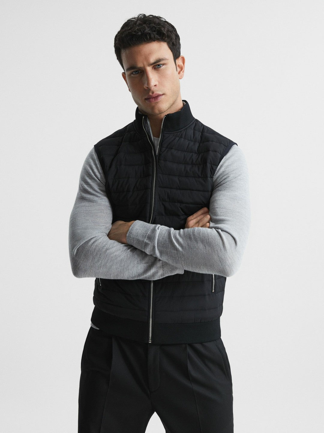 Hybrid Quilted Gilet in Black Men | Reiss