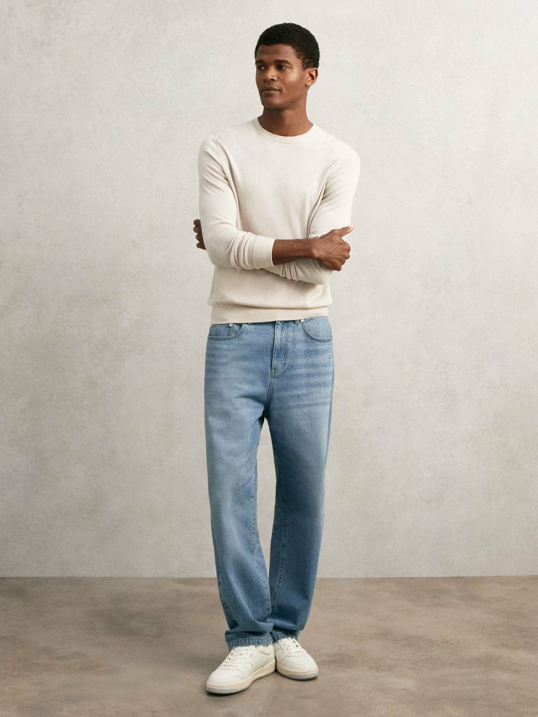 Loose-Fit Jeans in Light Blue Wash Men | Reiss