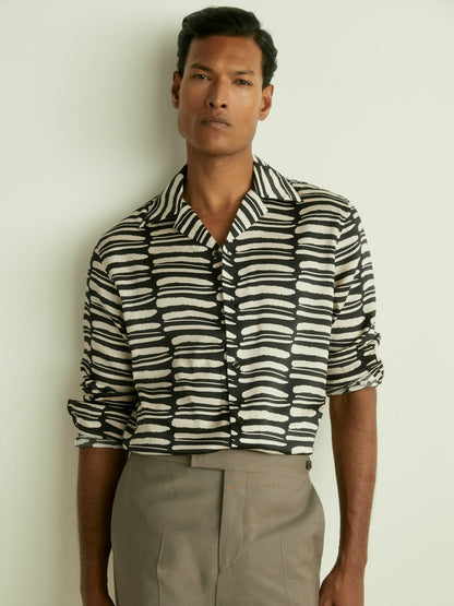 Abstract-Print Twill Cuban-Collar Shirt in Black/White Men | Reiss