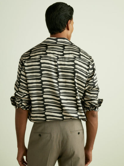 Abstract-Print Twill Cuban-Collar Shirt in Black/White Men | Reiss