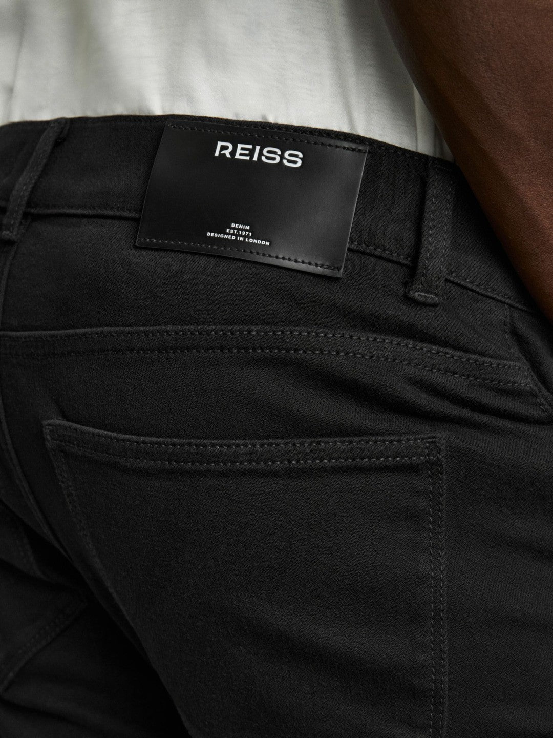 Cotton-Stretch Slim-Fit Jeans in Stay Black Men | Reiss