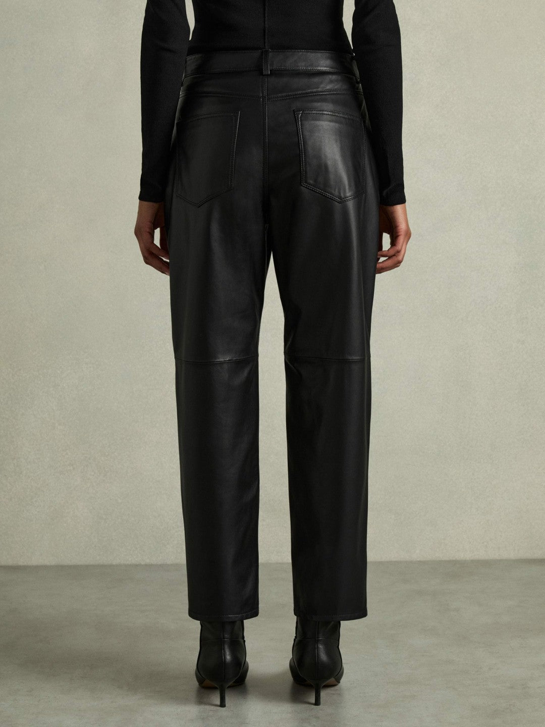 Leather Slim-Leg Trousers in Black Women | Reiss