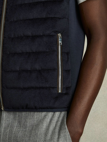 Brushed Jersey Quilted Gilet in Navy Men | Reiss