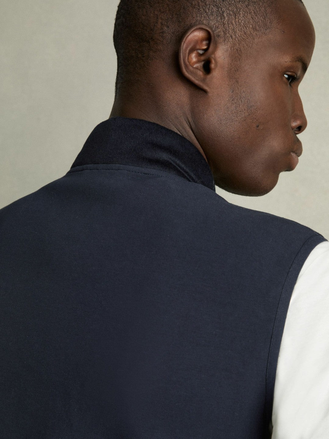 Brushed Jersey Quilted Gilet in Navy Men | Reiss