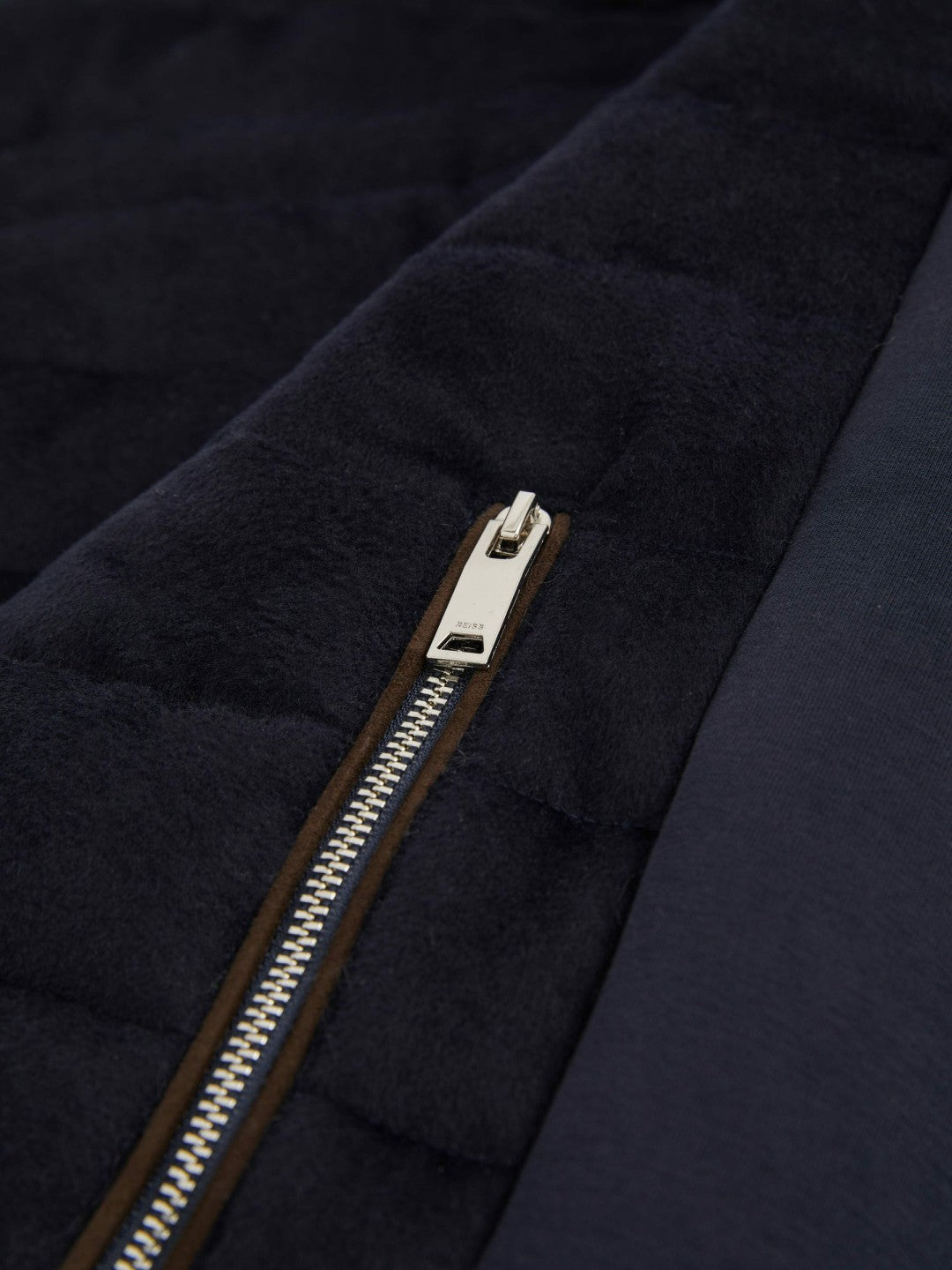 Brushed Jersey Quilted Gilet in Navy Men | Reiss