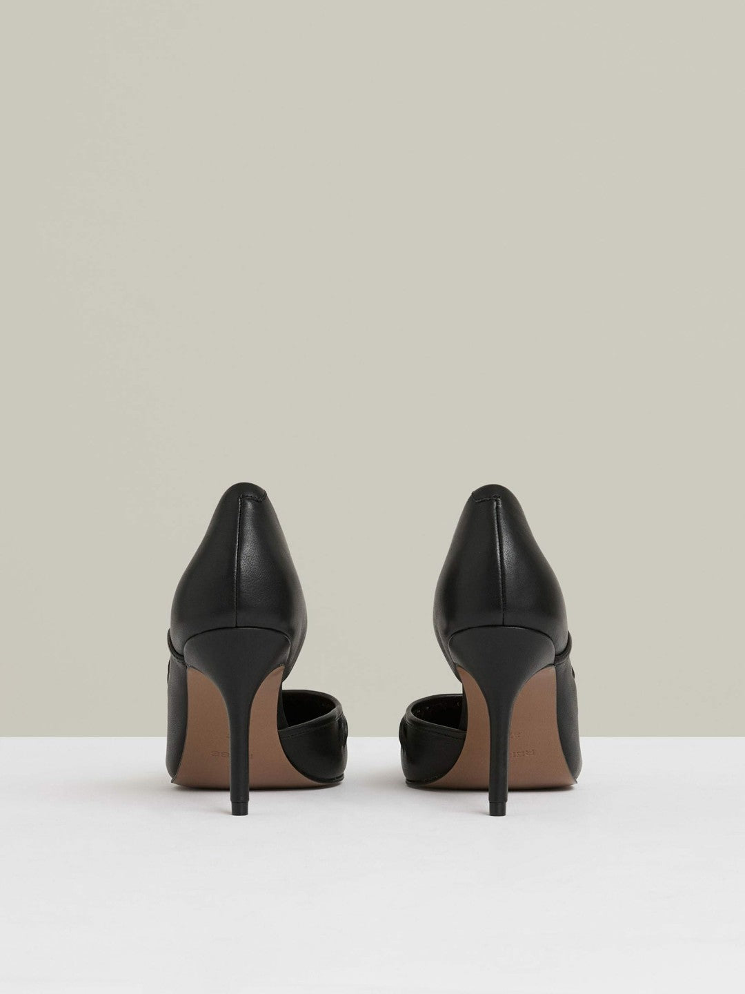 Leather Twist Detail Court Shoes in Black Women | Reiss