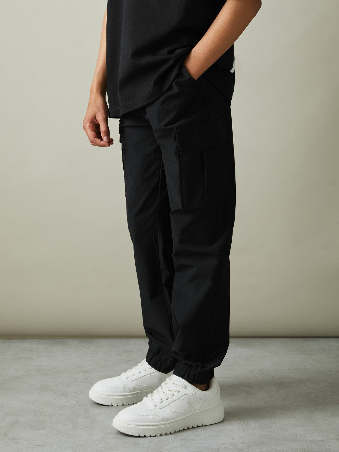 3-9 yrs Technical Drawstring Trousers in Black Children & Baby | Reiss