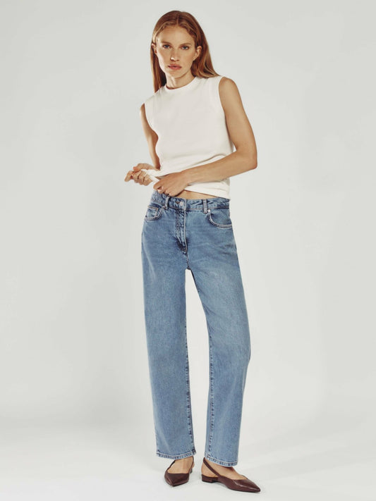 Petite Mid-Rise Straight-Leg Jeans in Light Blue Women | Reiss