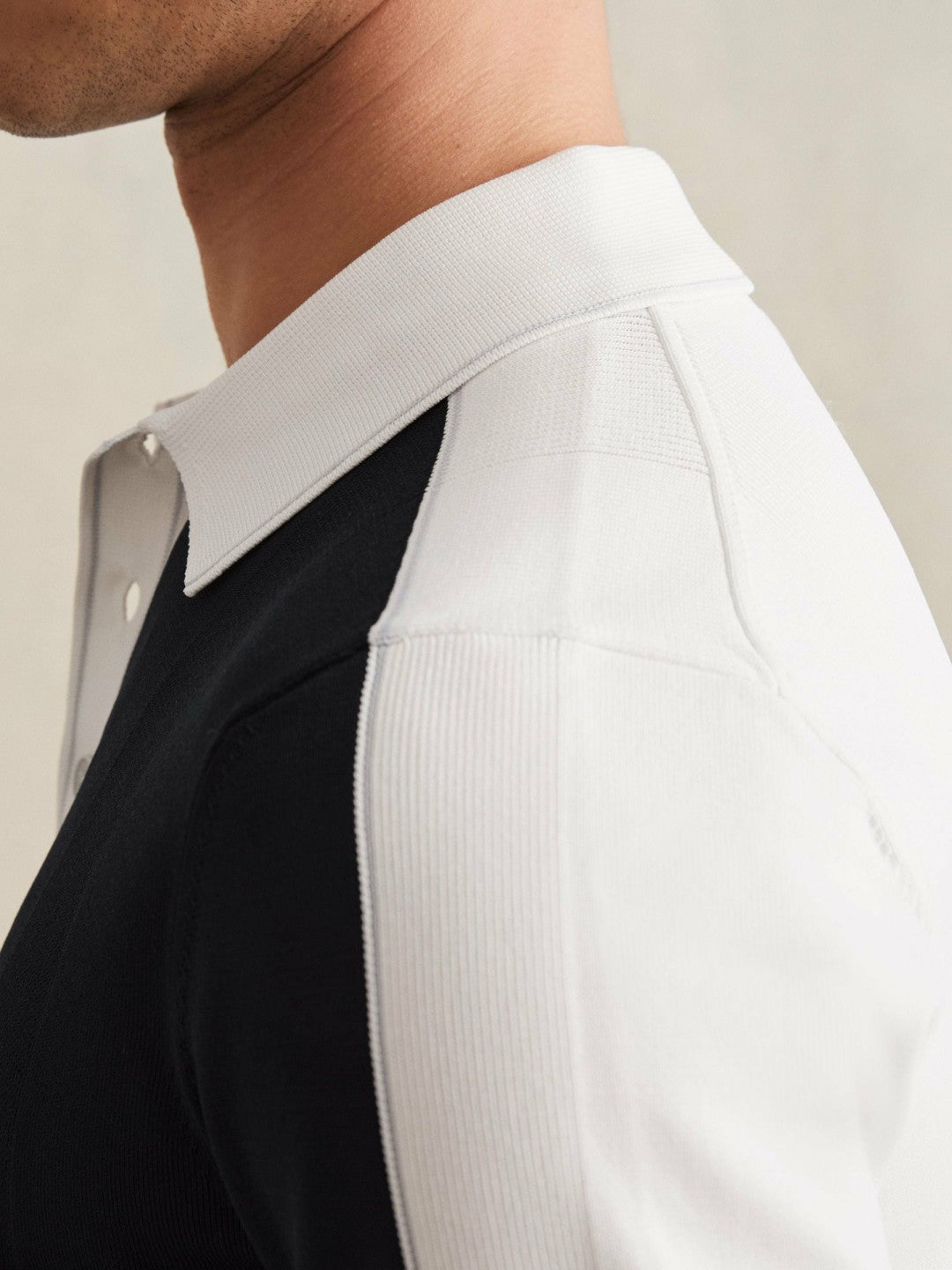 Colour-Block Knit Polo Shirt in Navy/White Men | Reiss