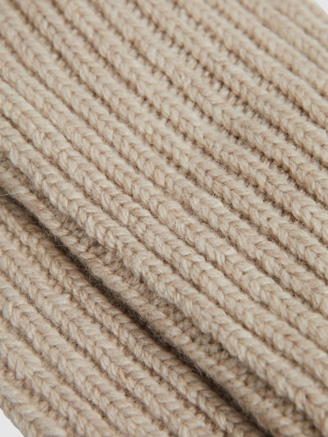 Rib-Knit Socks With Cashmere in Oatmeal Women | Reiss