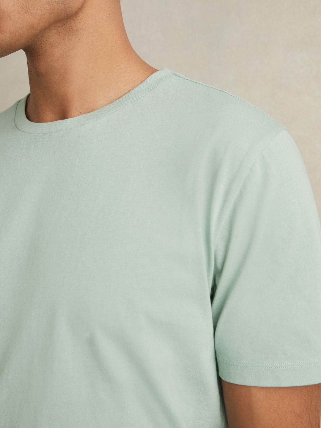 Cotton Crew Neck T-Shirt in Mint Green Men | Reiss