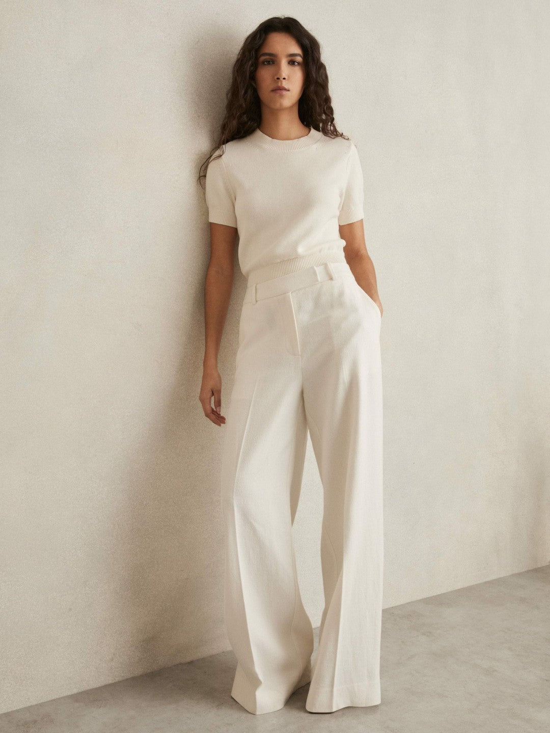 Petite Linen-Blend Wide-Leg Trousers in White Women | Reiss