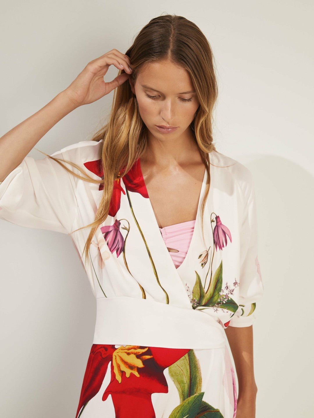 | NYBG Floral-Print Maxi Dress in Ivory Women | Reiss