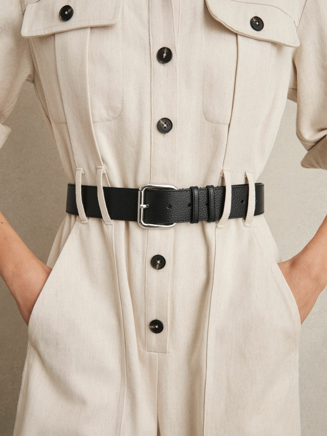 Leather Square Roller Buckle Belt in Black Women | Reiss