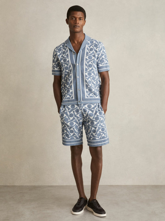 Abstract-Pattern Towelling Shorts in Soft Blue/White Men | Reiss
