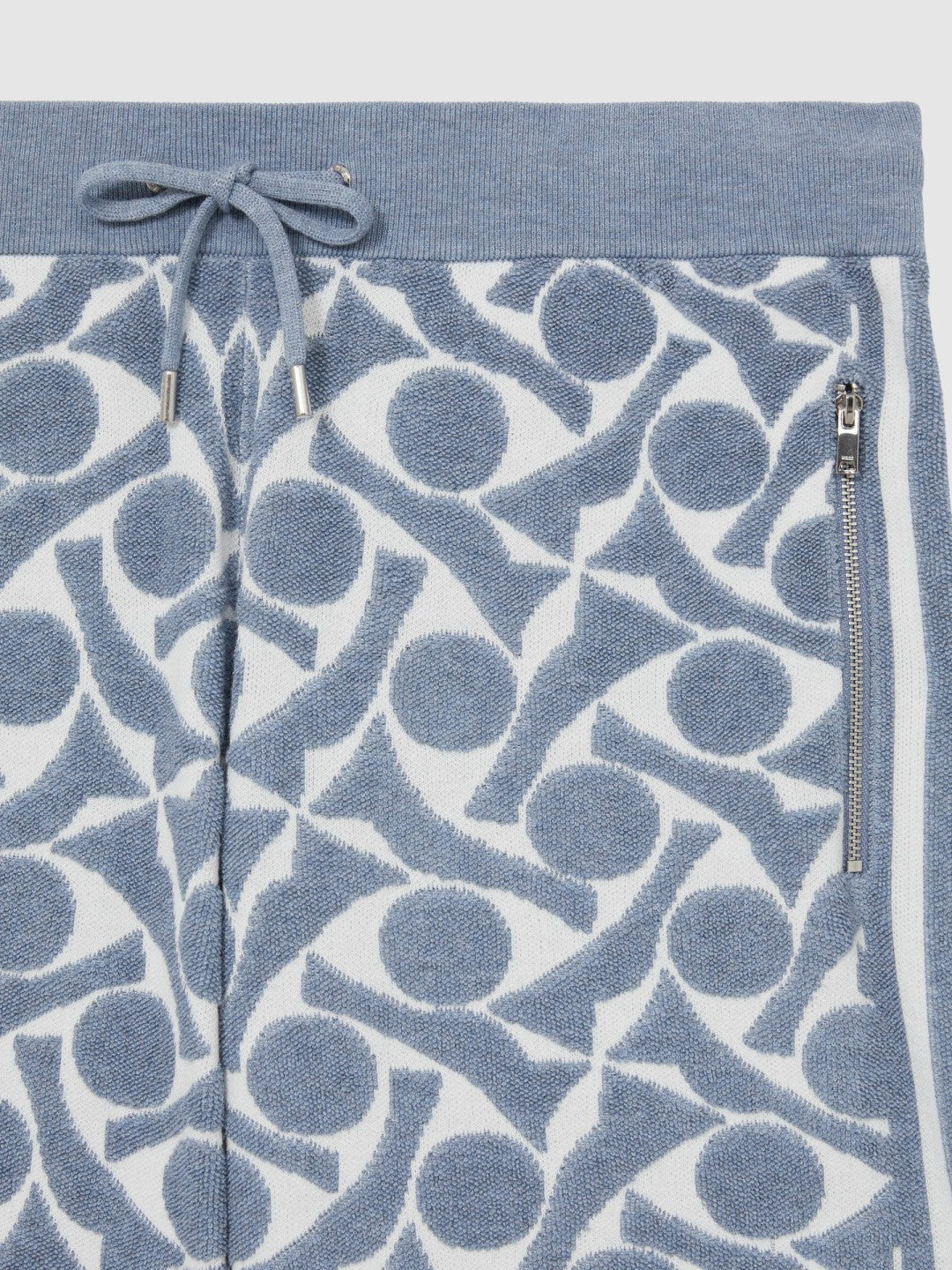 Abstract-Pattern Towelling Shorts in Soft Blue/White Men | Reiss