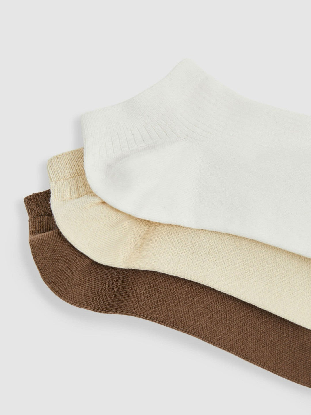 3 Pack of Trainer Socks in Chocolate/White Women | Reiss