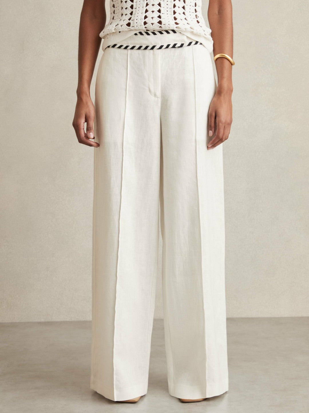 Petite Linen Wide-Leg Whipstitch Trousers in White Women | Reiss