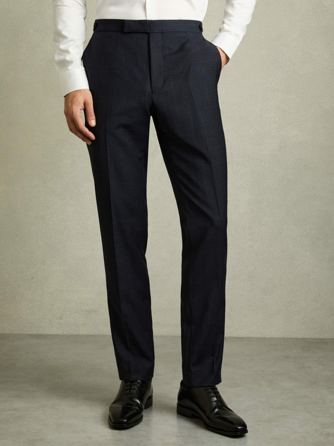 Slim-Fit Wool-Blend Textured Tailored Trousers in Navy Men | Reiss