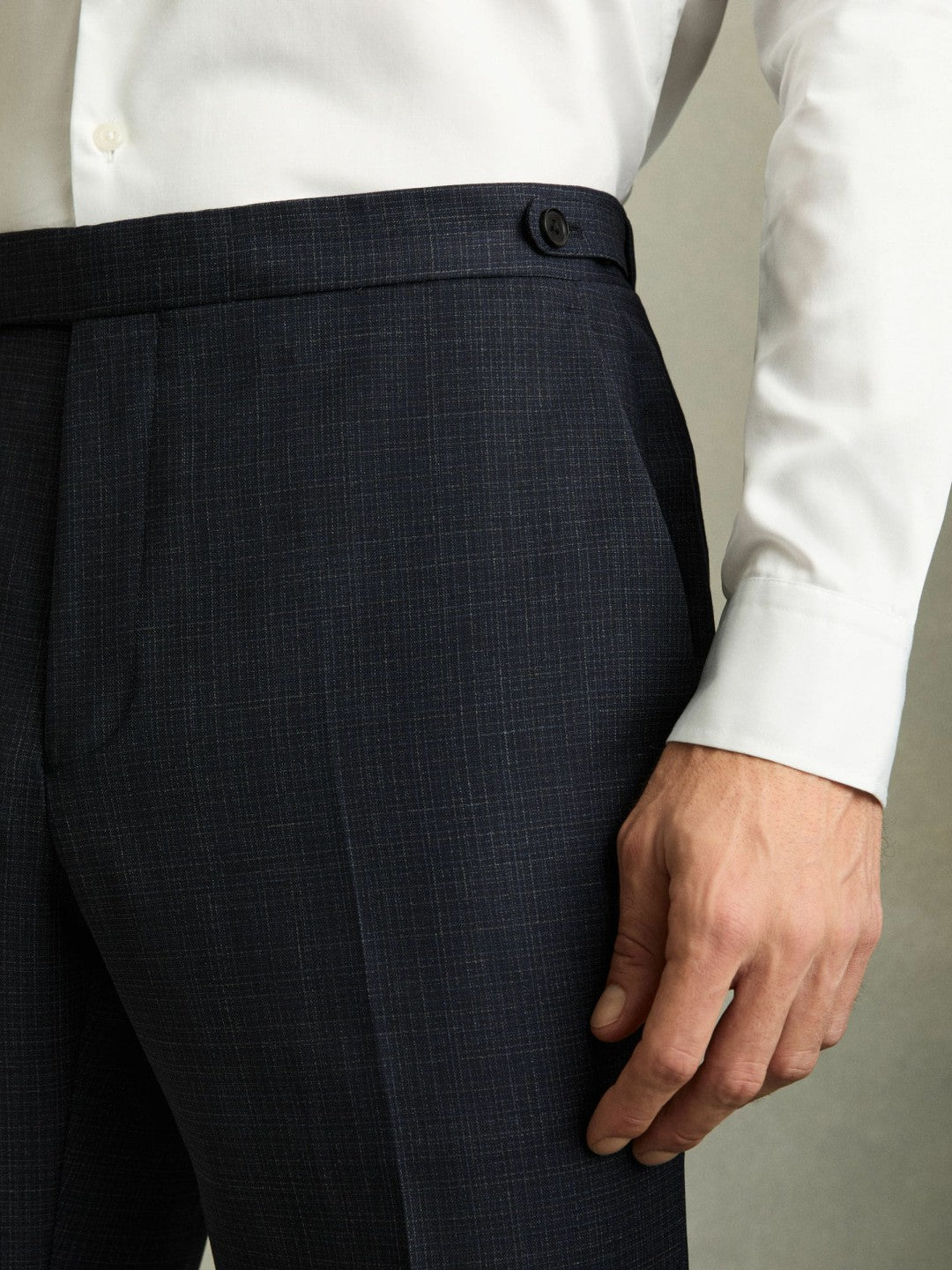 Slim-Fit Wool-Blend Textured Tailored Trousers in Navy Men | Reiss