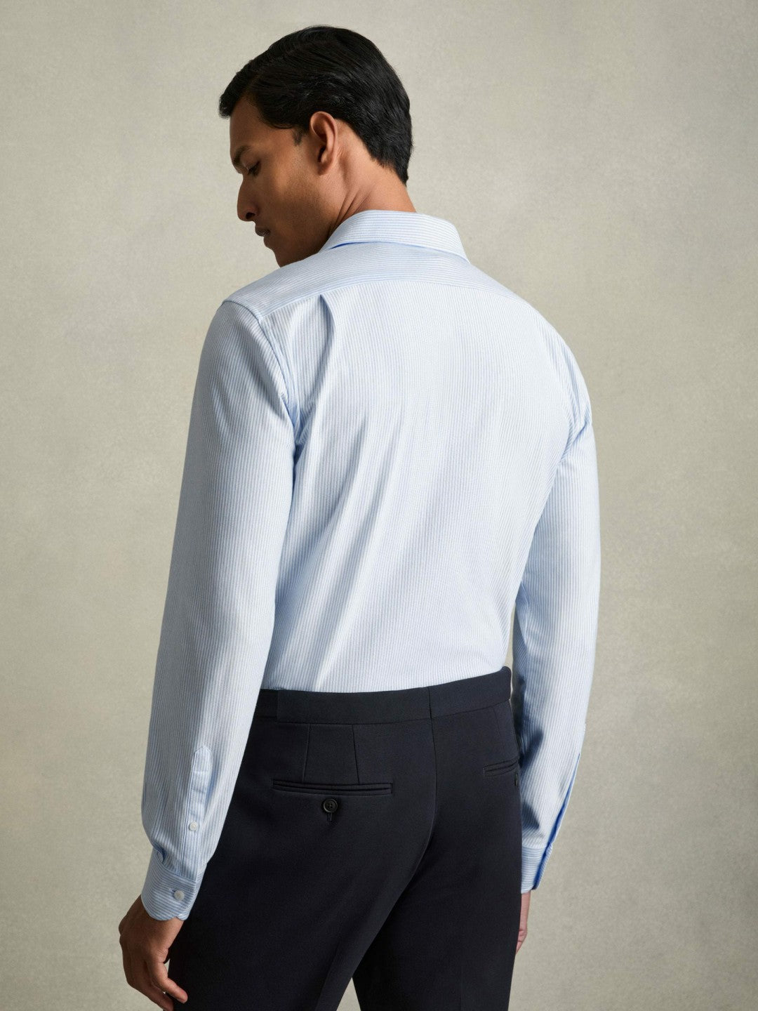 Cotton-Blend Cutaway-Collar Striped Shirt in Blue Stripe Men | Reiss