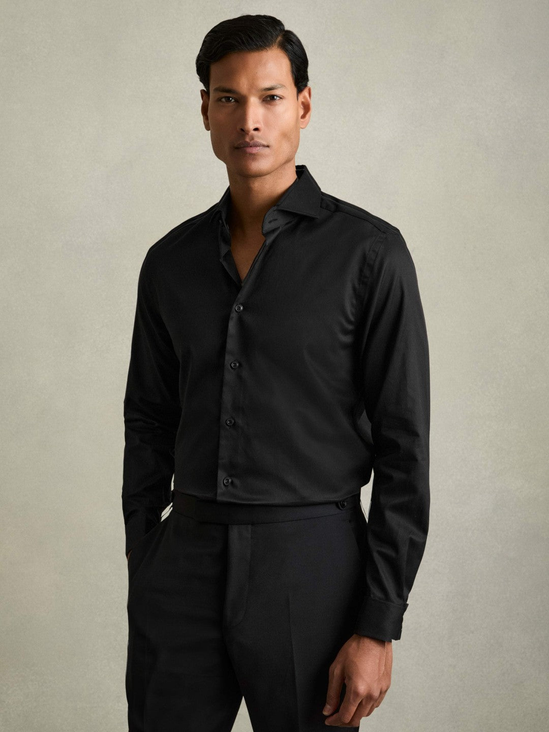 Regular Fit Slim-Fit Cotton Double-Cuff Shirt in Black Men | Reiss