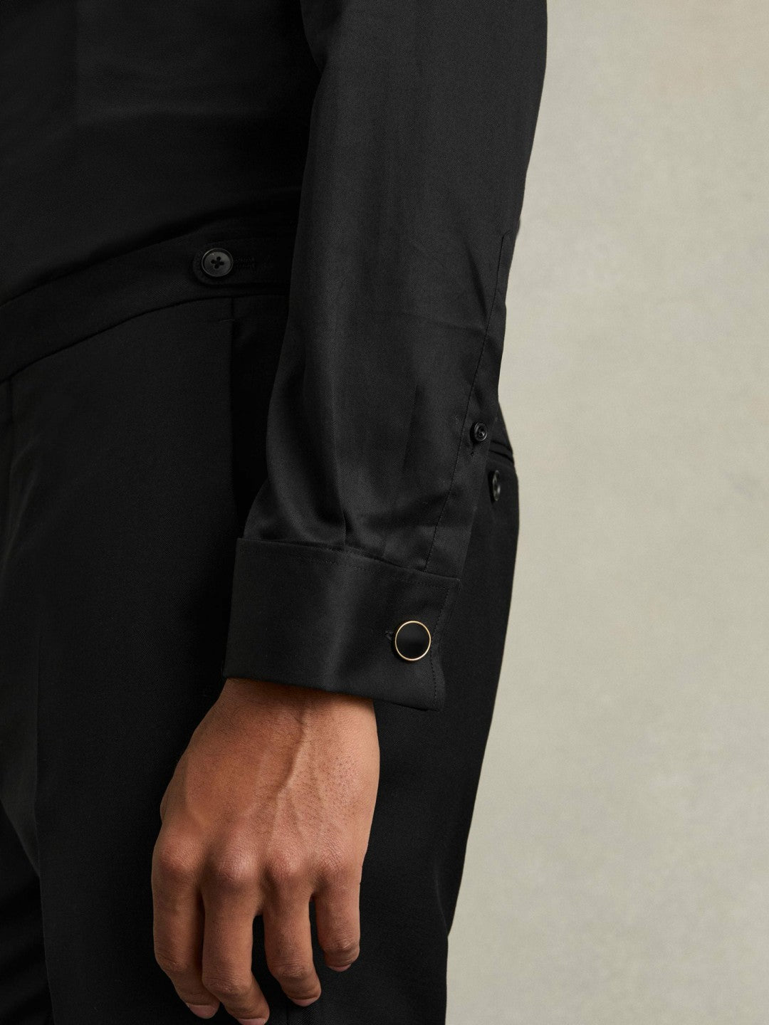 Regular Fit Slim-Fit Cotton Double-Cuff Shirt in Black Men | Reiss