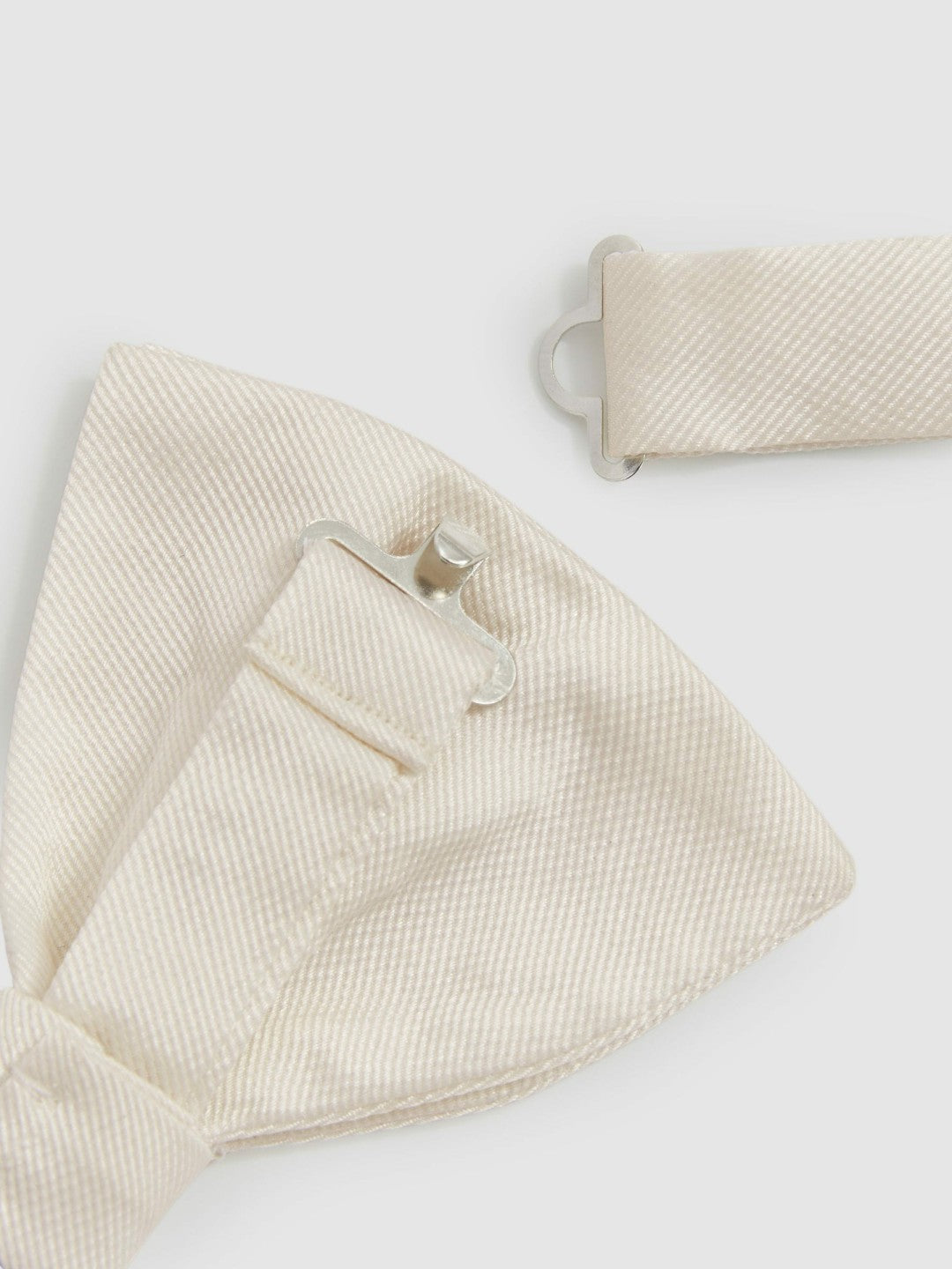 Tie in Light Ivory Men | Reiss