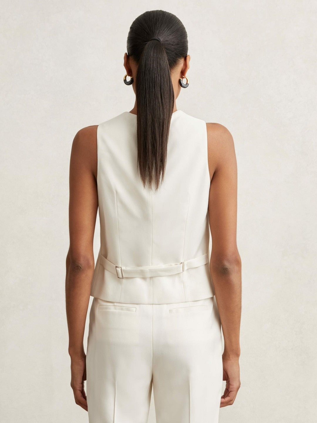 Single Breasted Tailored Waistcoat in Cream Women | Reiss