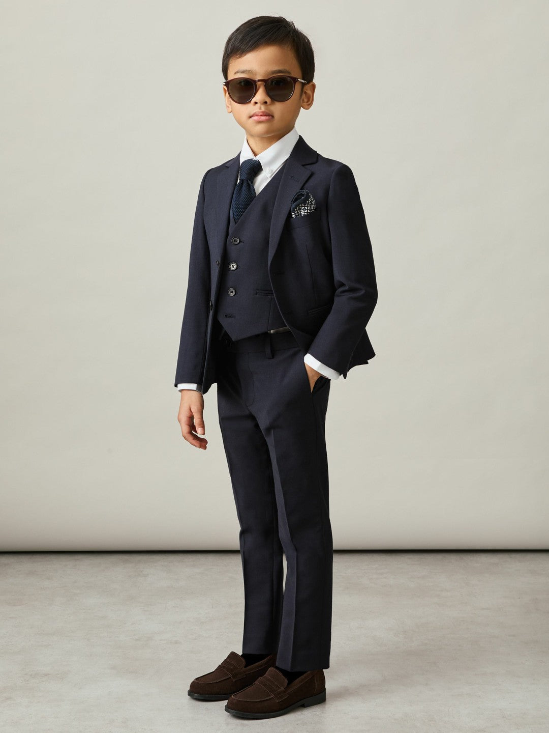 13-14 yrs Modern Fit Waistcoat in Navy Children & Baby | Reiss