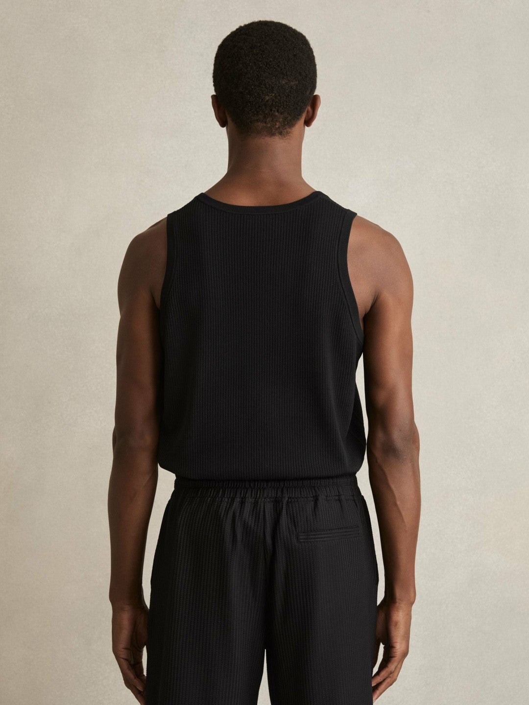 Textured Crew Neck Ribbed Vest in Black Men | Reiss